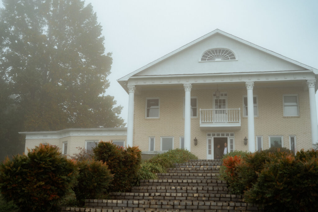 An airbnb in Fairview that was used for a wedding
